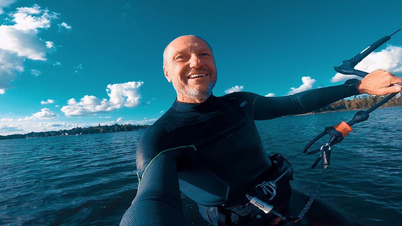 Nice Saturday Session with my Ozone Hyperlink v2 13m, Sabfoil W550, Su2 Pocektboard