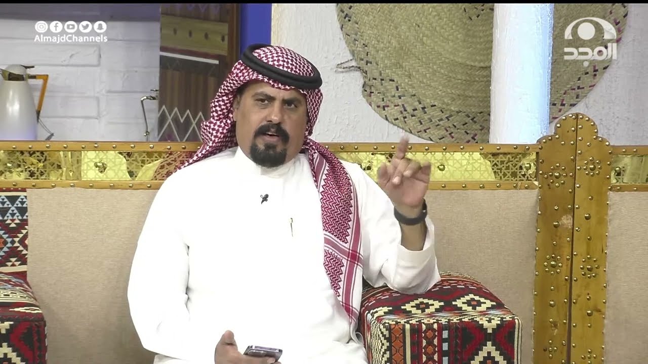 أبيات مؤثرة كتبها الشاعر عبدالعزيز الحمد بعد وفاة والدته ويخص بها مجلس الأجاويد