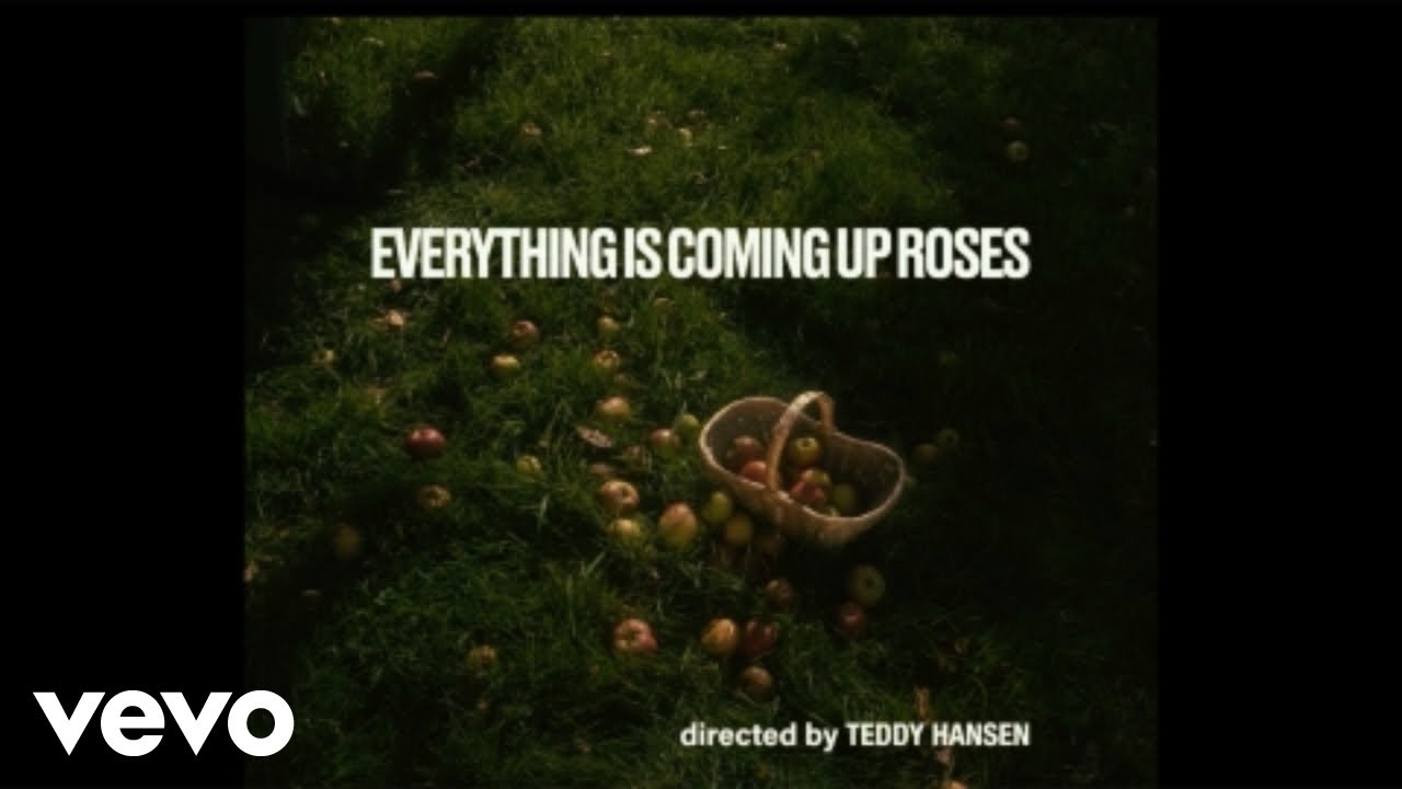 World News - Everything Is Coming up Roses