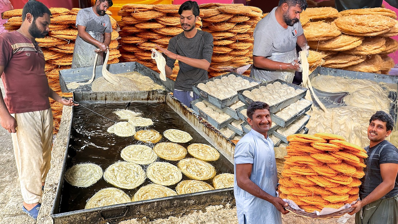 RAMADAN SPECIAL UNIQUE PHENIA RECIPE | How Deep Fried Seviyan Are Made | Ramadan Street Food Recipe