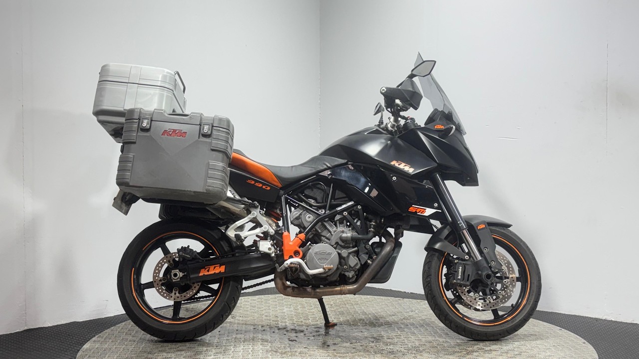 KTM 990 SUPERMOTO 2010 28K WALK AROUND / RUNNING PROJECT BIKE