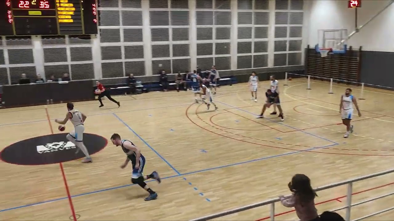 N2 (J10) : STADE DE VANVES - US LAVAL (68-83). Le résumé