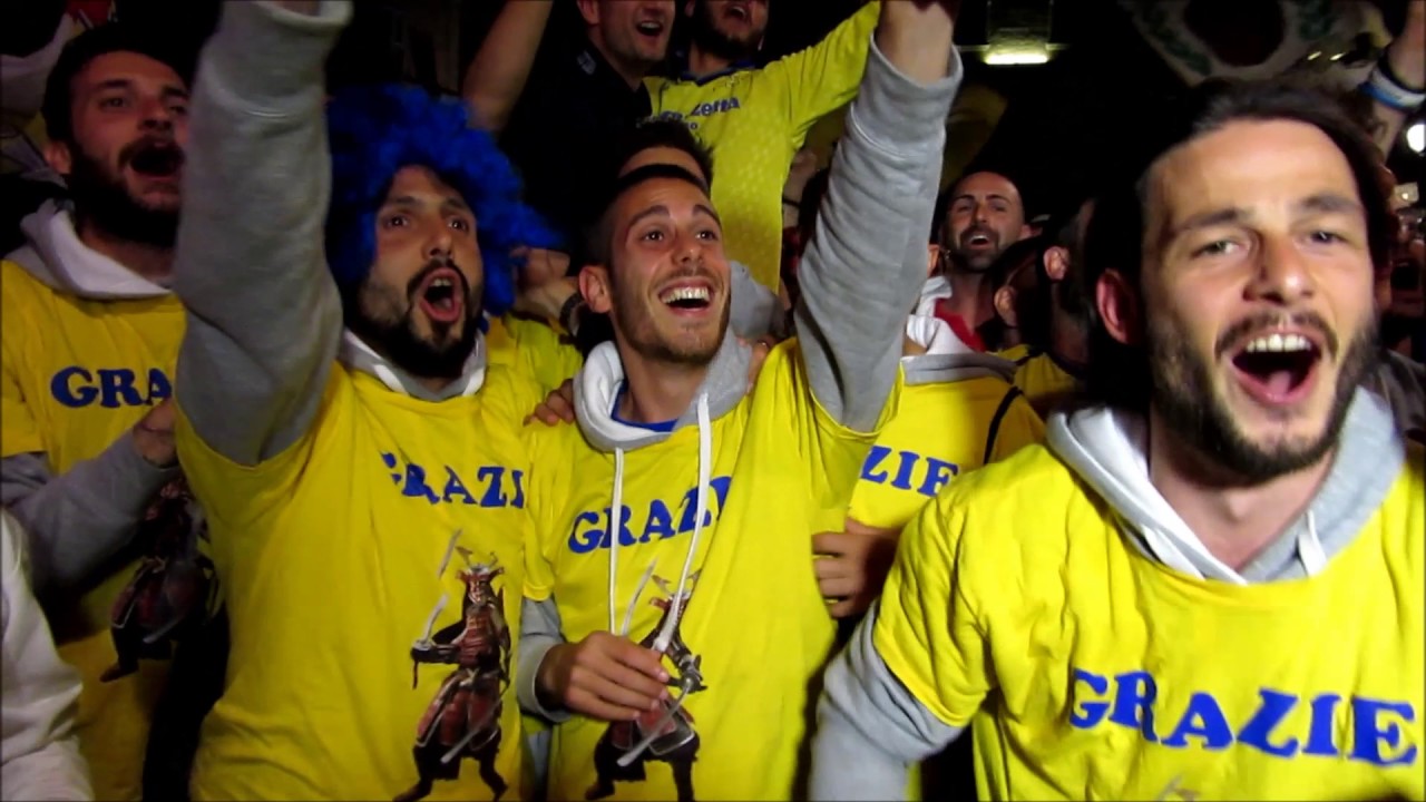FERMANA FC   FESTA PROMOZIONE IN SERIE C   PIAZZA  DEL POPOLO A FERMO 13 APRILE 2017