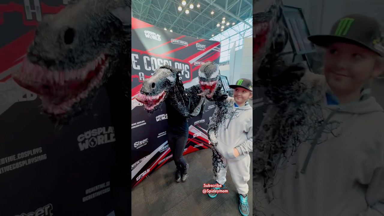 Real Life Venom Family Cosplay 🏆😱 | #spiderman #venom #marvel