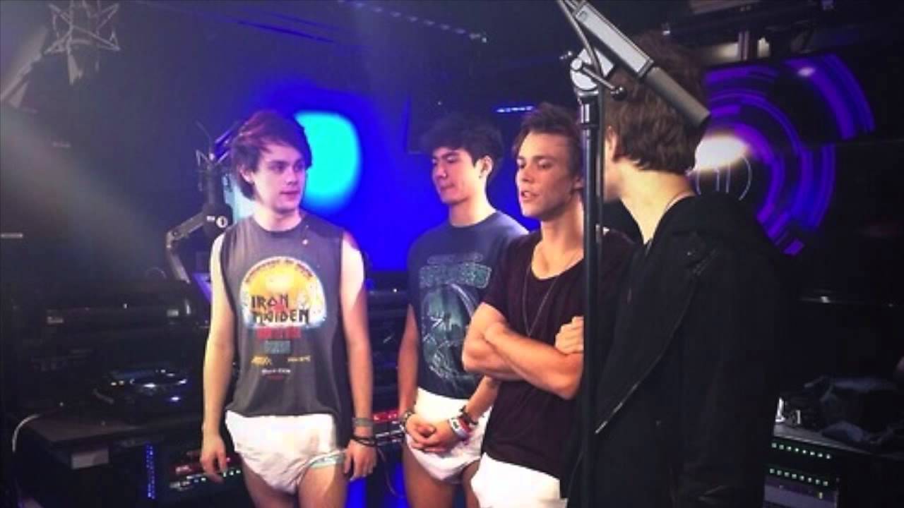 5 Seconds of Summer - BBC Radio 1 Star Caller 7/4/14