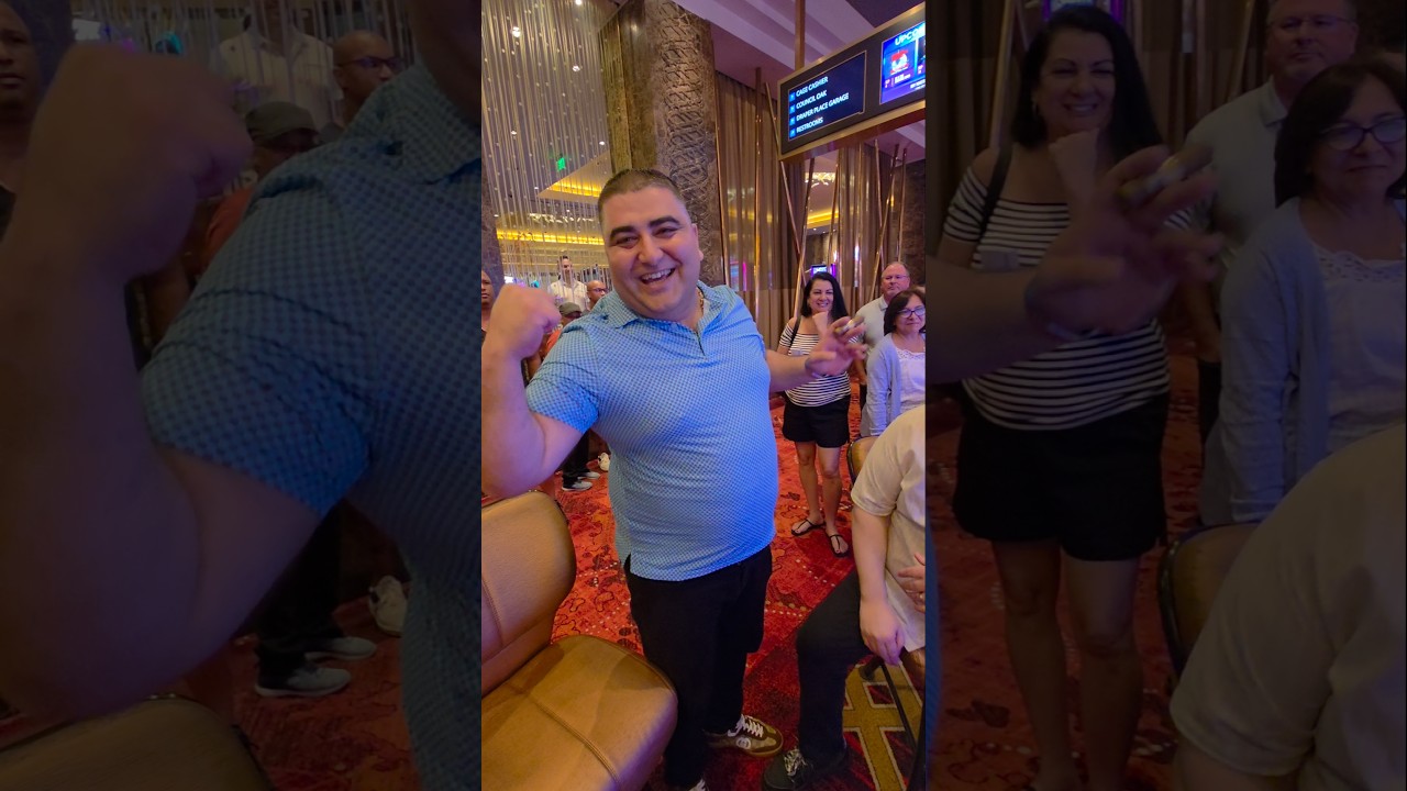 Winning MEGA BUCKS On Slot Machine #casino #slot #jackpot