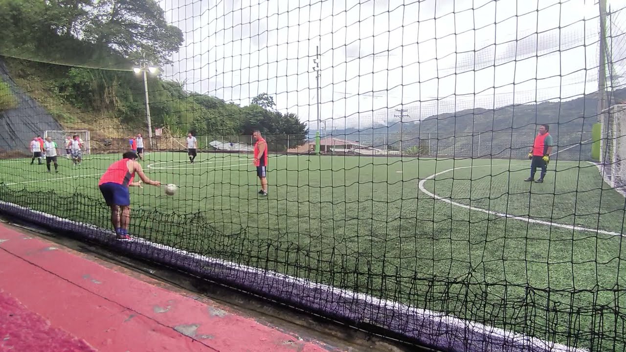 Lunes 02-01-2026 / Cancha Los Pinos