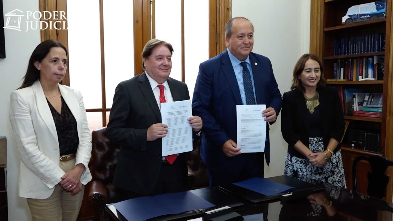 Poder Judicial firma convenio para brindar acceso a internet a fiscales en tribunales