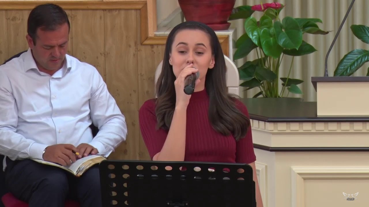 Diana Pup (Buble) - M-ai regasit cand eu pierdut in mine | Video