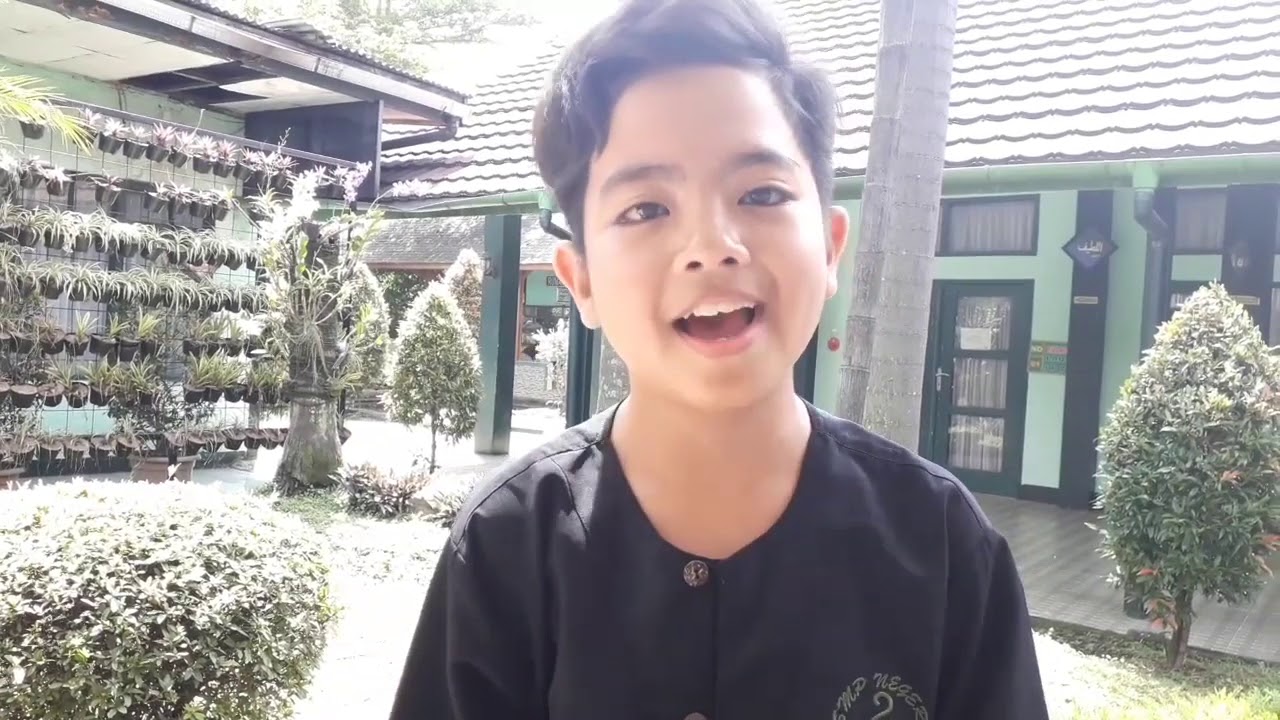 Michael Geraldo, Siswa SMPN 2 Bandung Penyanyi Cilik Bandung Terbaik se-Asia Pasifik