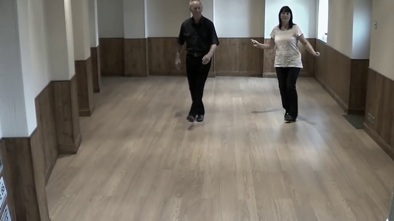 THE BOAT TO LIVERPOOL   ( LINE DANCE )