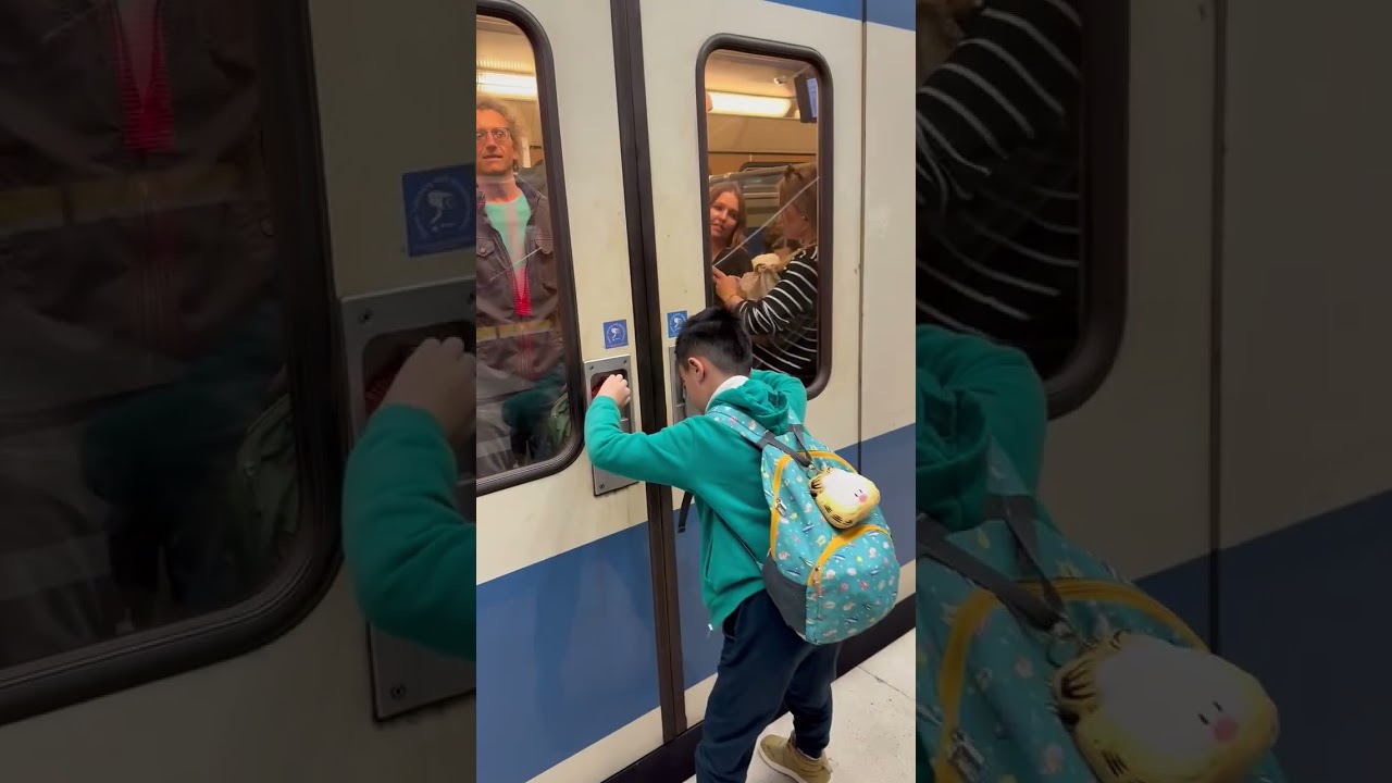 慕尼黑 U Bahn 舊車. Munich U Bahn, Rolling Stock Type: B #train #travel #munich #germany #metro