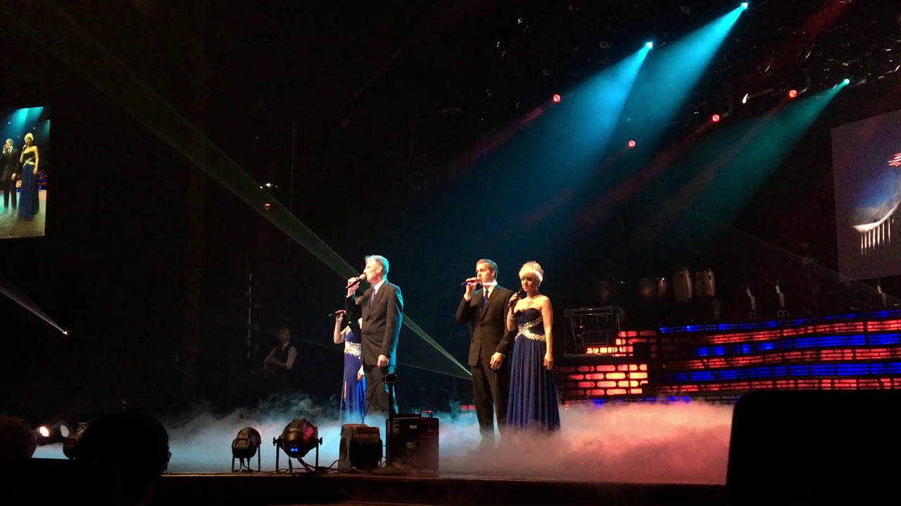 America the Beautiful Medley | The Carolina Opry 2017