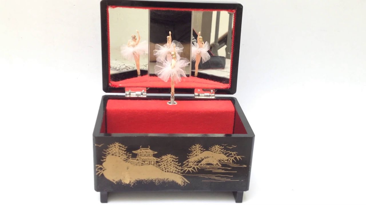 VINTAGE DANCING BALLERINA MUSIC BOX