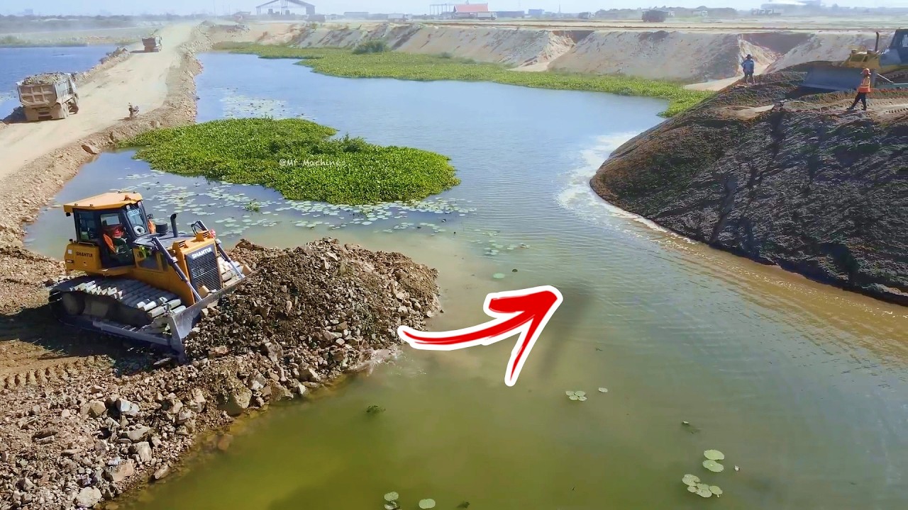 OMG! Incredible Bulldozer At Work Rock Stone Pushing Ft 24ton Dumper Unloaded