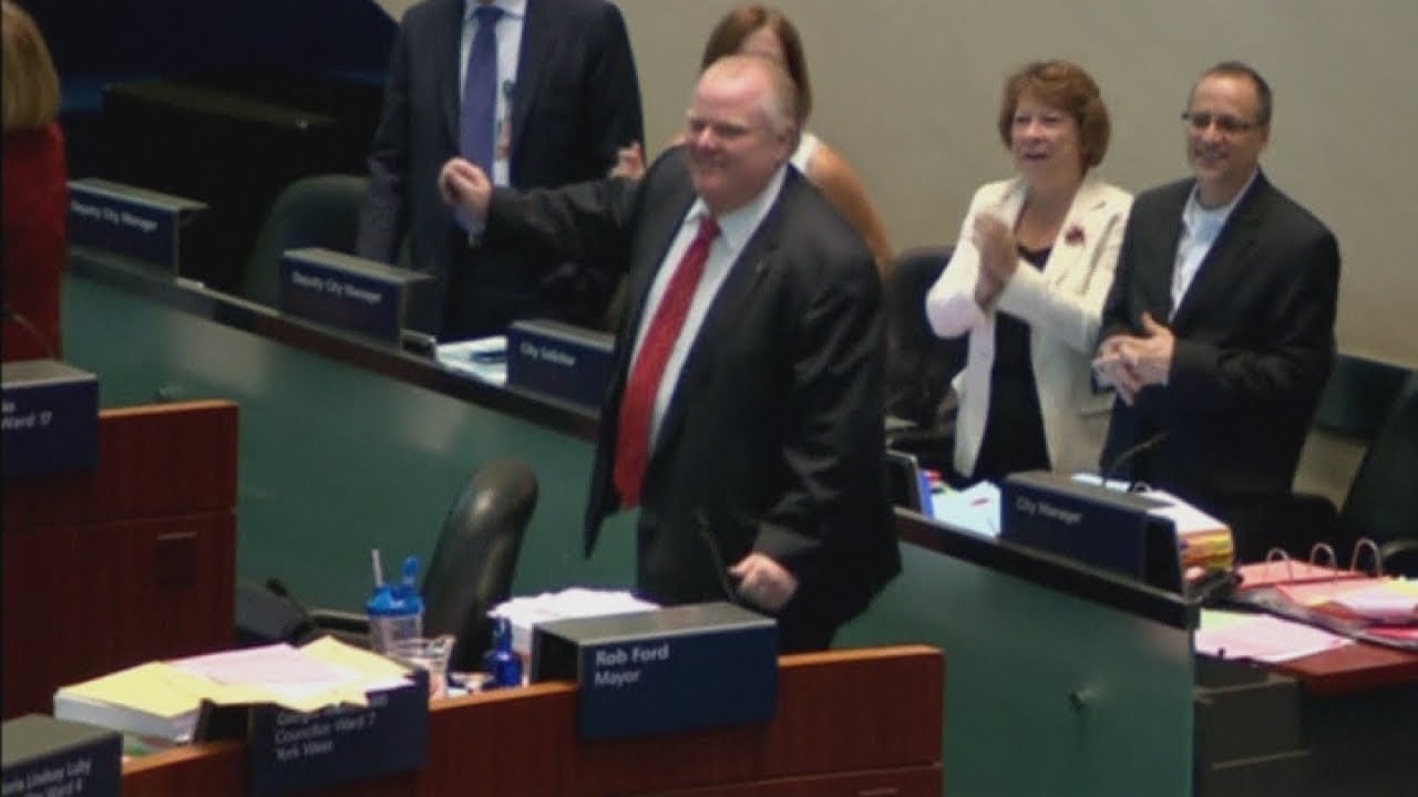 Toronto mayor Rob Ford dances to Bob Marley's 'One Love'