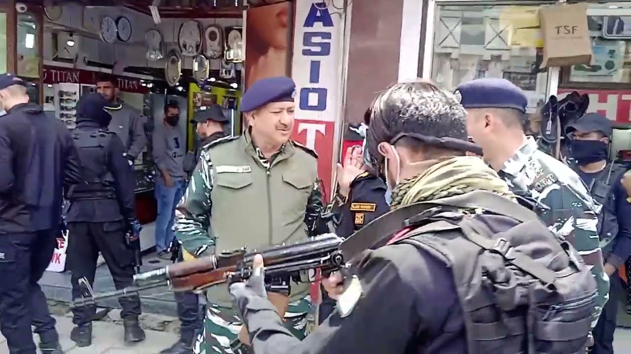 Ahead of G20, NSG commandos conduct searches in Lalchowk