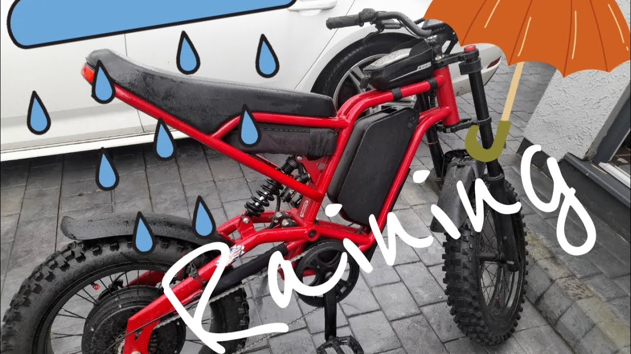Riding my hidoes b6 in the rain..