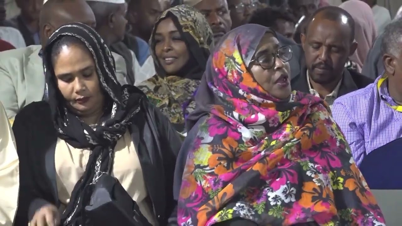 والي نهر النيل ووزير الصحة الاتحادي يشهدان الليلة الثقافية بملتقى صنع في نهر النيل