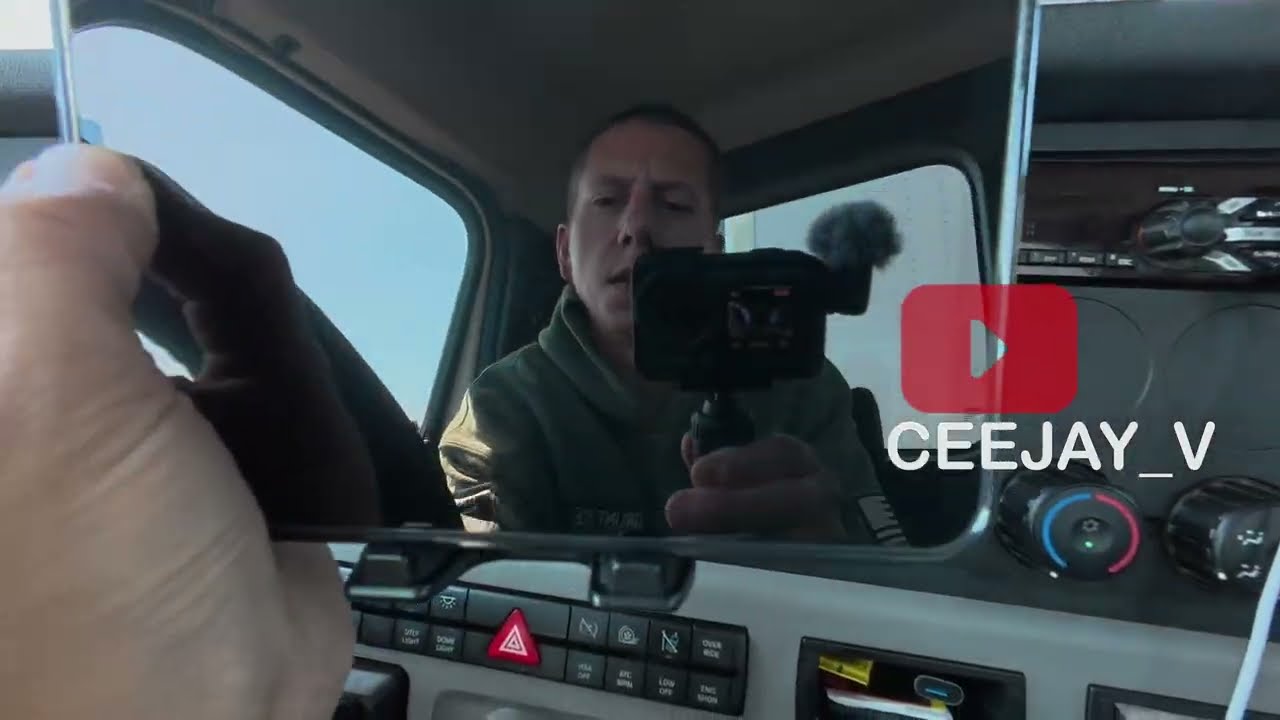 Best Phone & Tablet Mounts for Semi Trucks (BulletPoint Review)