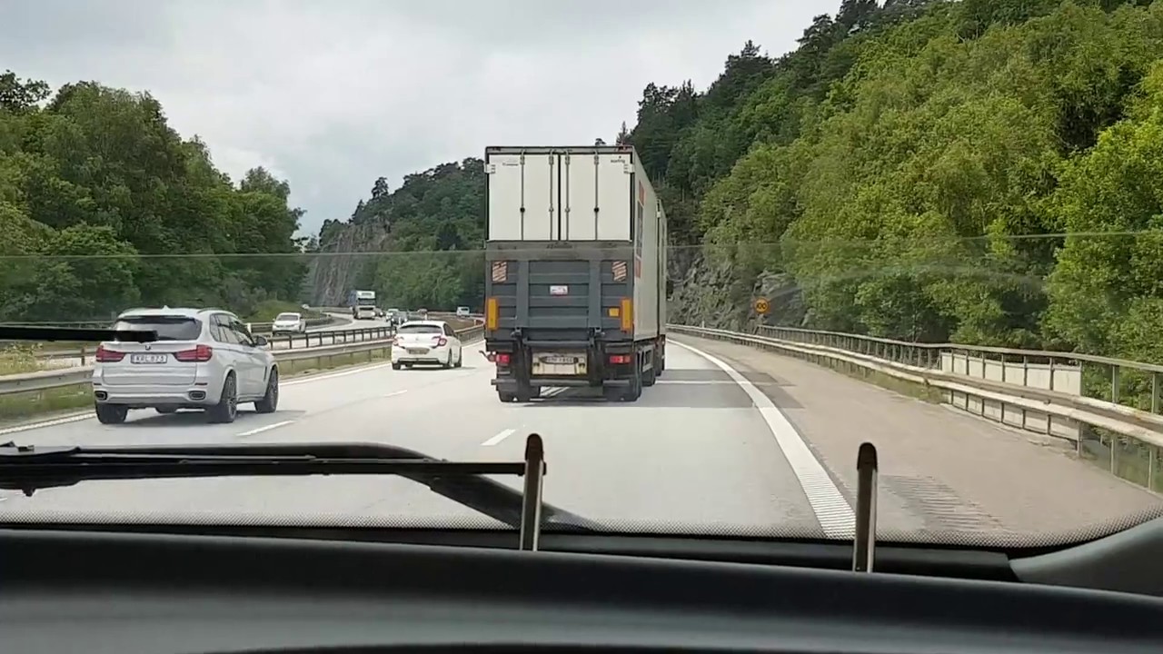 Röd Express från Önneröd till Lilla Varholmen ( Del 1 )