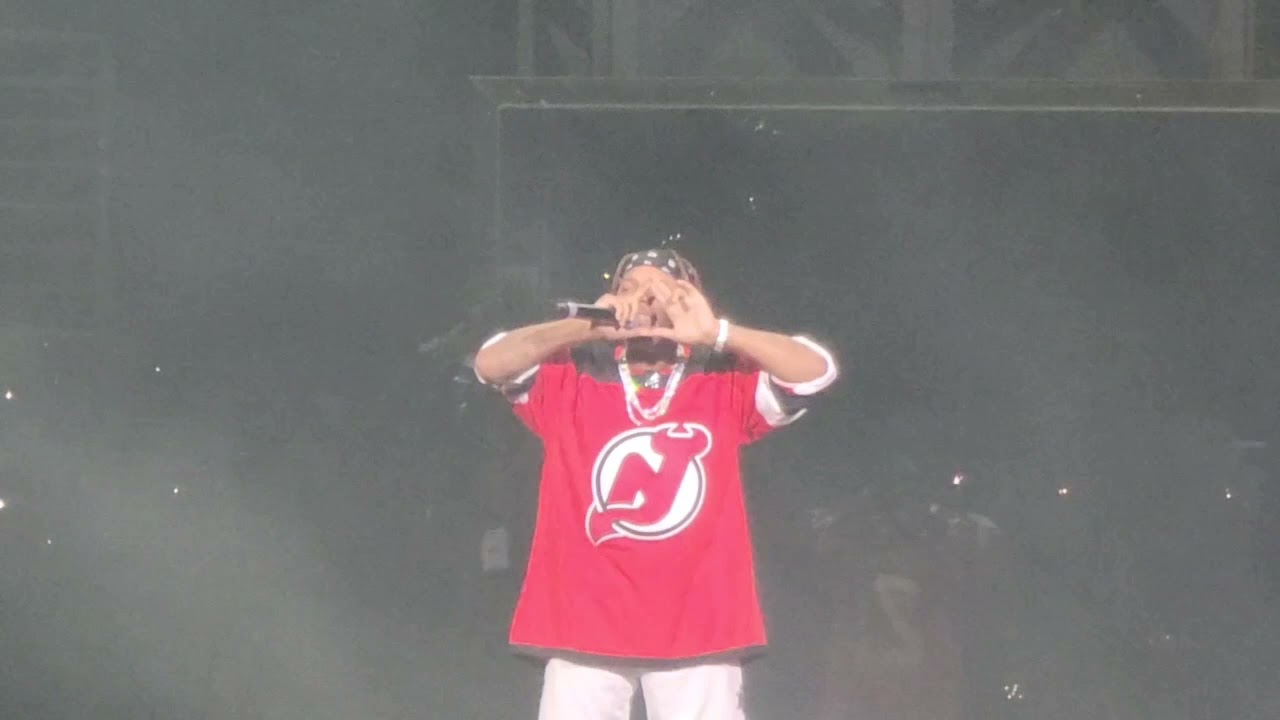 Bow wow live performance at the Millennium tour 2021