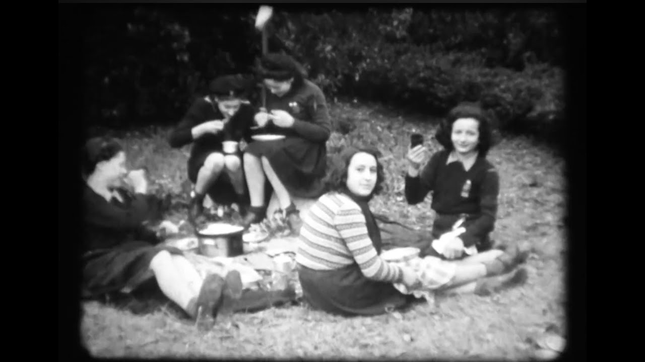 Des Guides de France, années 1940, lieu inconnu