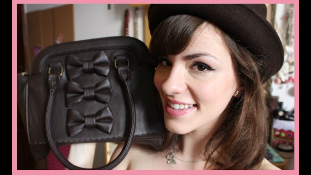 O Que Tem Na Minha Bolsa? ♥ 2013