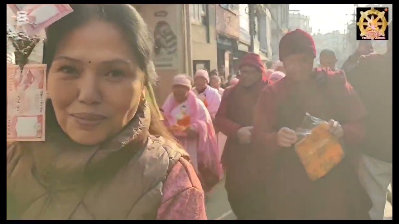 ऐतिहासिक श्री सुमंथल विहारका प्रमुख श्रद्वेय भिक्षु पञ्ञालोक महास्थविरज्यूको जन्मदिनको भिक्षु संघमाझ