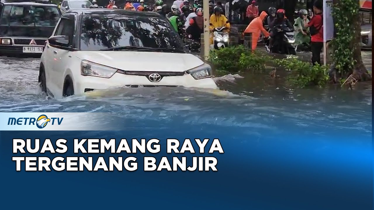 Hujan Deras Guyur Jakarta, Jalan Kemang Raya Terendam Banjir
