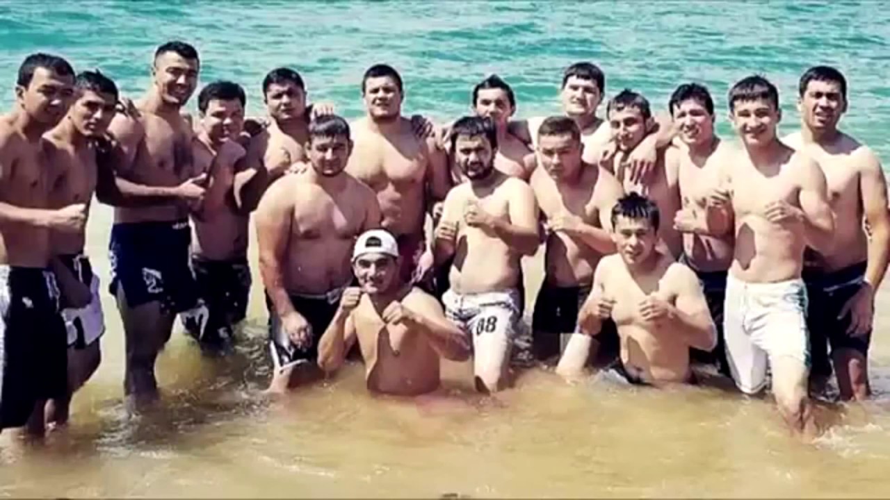 Мощный Узбекский Боец ломает всех в ММА&frasl;Powerful Uzbek fighter breaks all in MMA