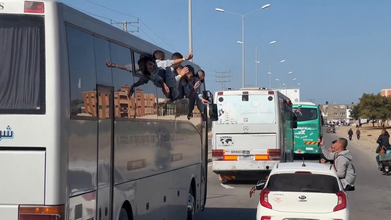 Emotional scenes in Khan Younis as released Palestinian prisoners are reunited with relatives
