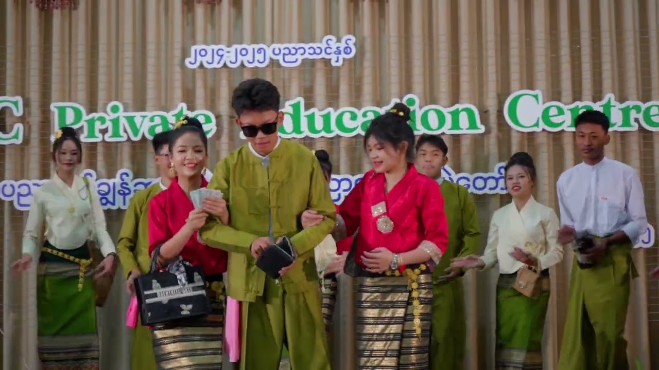 ချစ် သားသား မီးမီးလေးရဲ့ ချစ်စဖွယ်အက