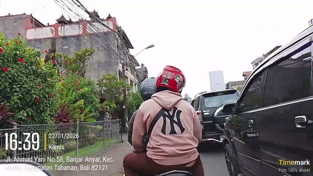 Pasar Mengwi Badung - Desa Penyalin Samsam Kerambitan Tabanan Bali, motovlog perjalanan sore hari.