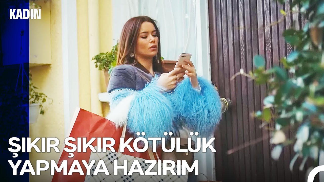 Sarıkadı Ailesinin Sırları #18: Hem Takıntılı Hem Moda İkonu - Kadın
