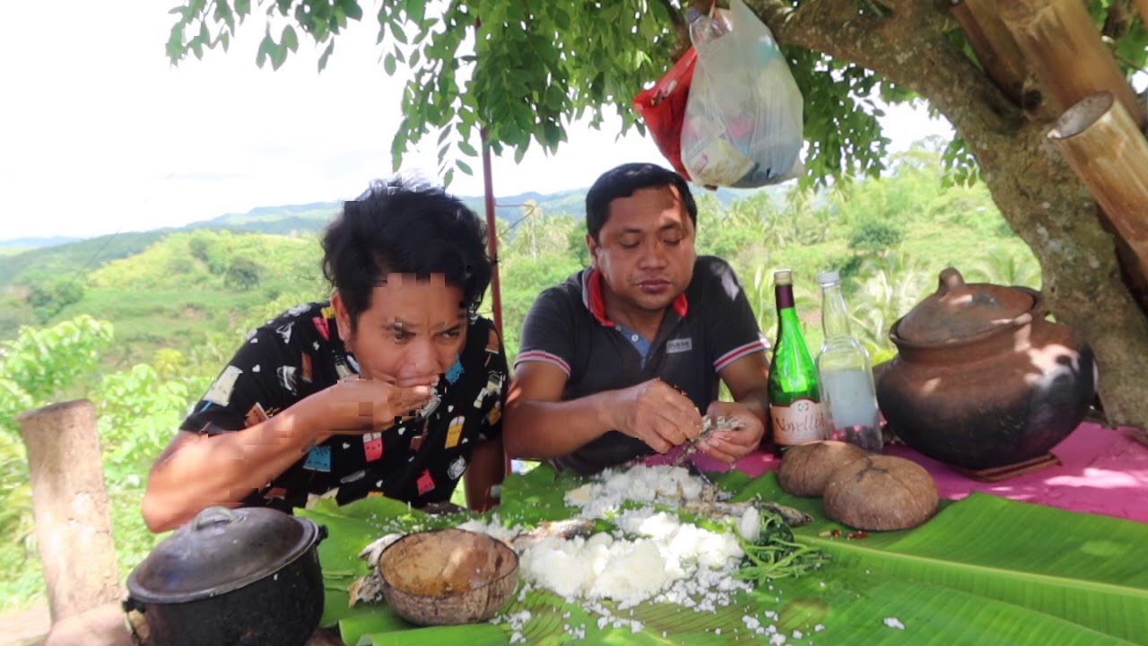 TAPOS NA AKONG MAGLUTO ANG SUSUNOD AY KAINAN NA GUTOM NA ANG MGA BAYET HAHAHAHA
