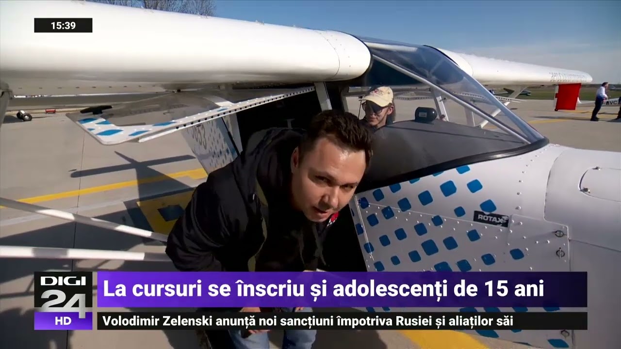 Acrobrația aeriană, un secol de tradiție. Cine sunt membrii lotului național