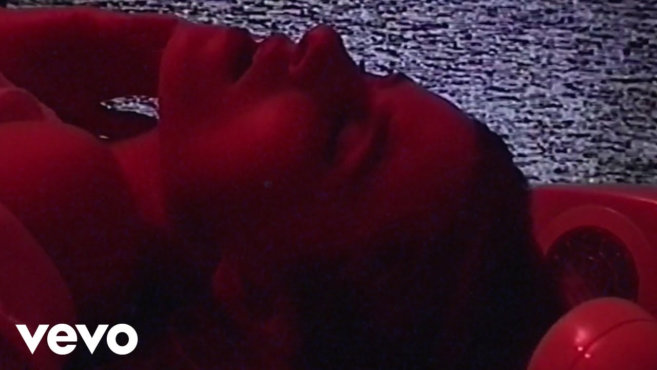 Rosie Carney - The Evidence (Official Video)