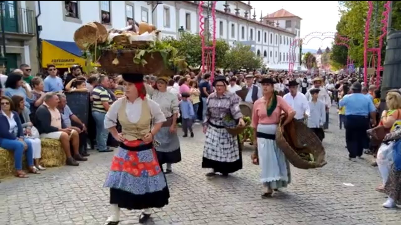 Feira das Colheitas Arouca🌾desfile etnográfico com carros de bois e cortejo 25-9-2022🇵🇹
