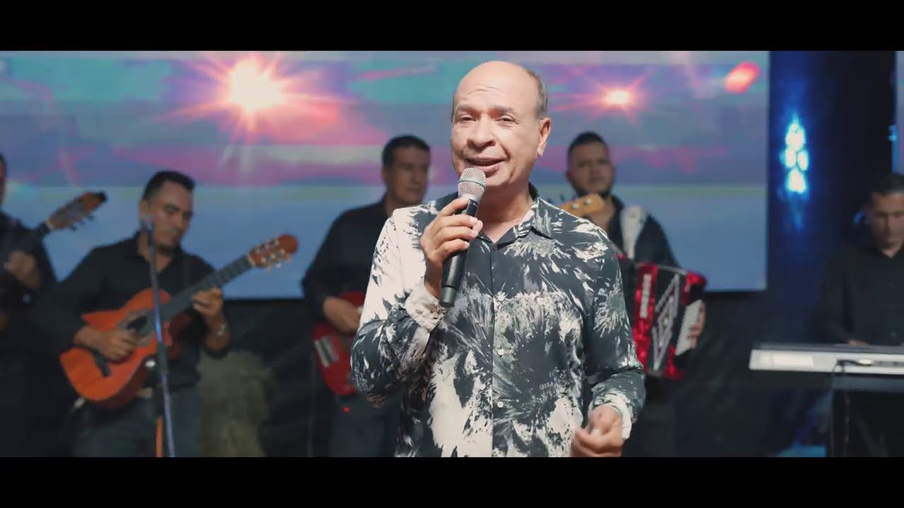 Luis Alberto Posada - Coraz&oacute;n de Palo (En Vivo)