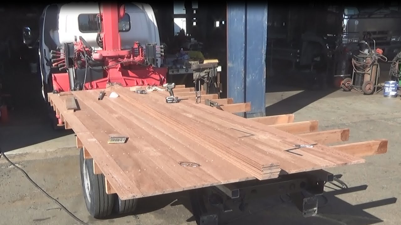 【第2回】２トントラックの荷台を作り中古車を仕上げて行きます。