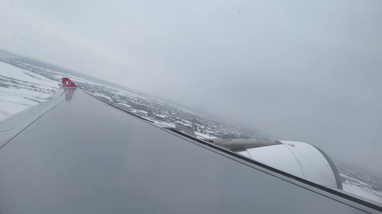 Turkish Airlines Airbus A330-300 takeoff (TK1044 Bucharest OTP - Istanbul IST)