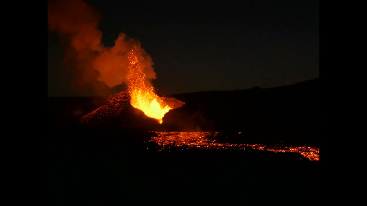 The Svartsengi Cycle. Magma, Movement, and Modern Iceland. Grindav&iacute;k. The Awakening of the Reykjanes