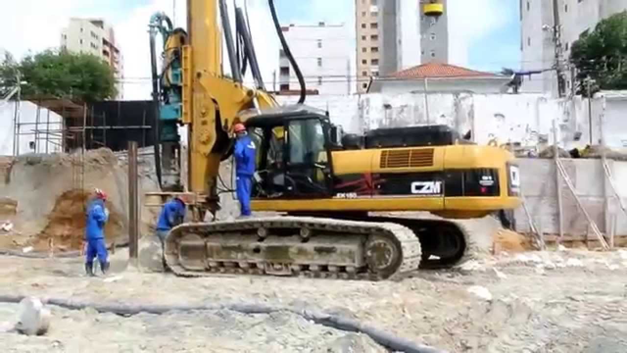 Parede de diafragma com estacas SECANTES - PERFURATRIZ EK180 FABRICANTE CZM