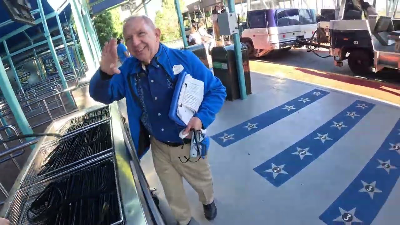 02.09.2026: Universal Studios Hollywood - Экскурсия по студии (1-й вагон, 5-й ряд, правая сторона)