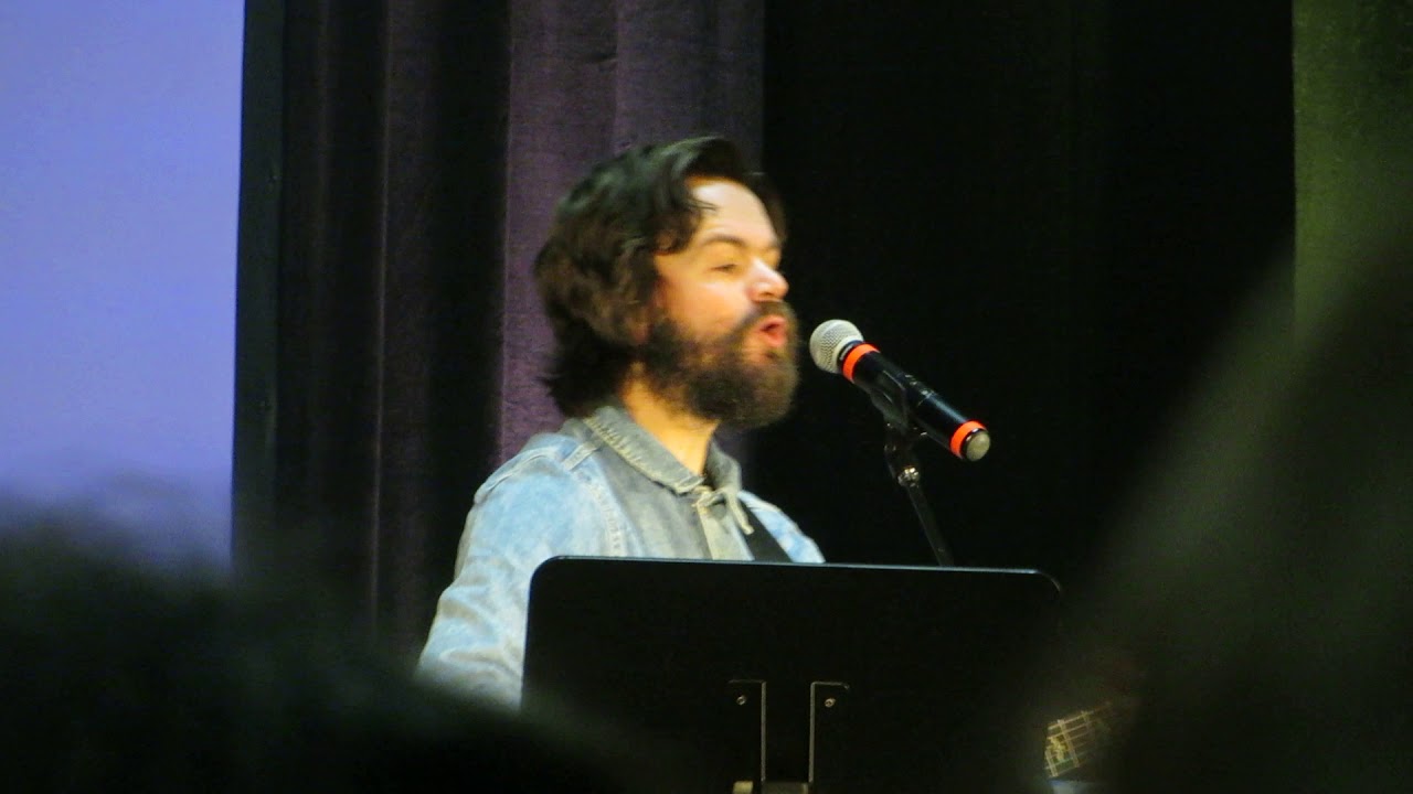 Stephen Walters singing