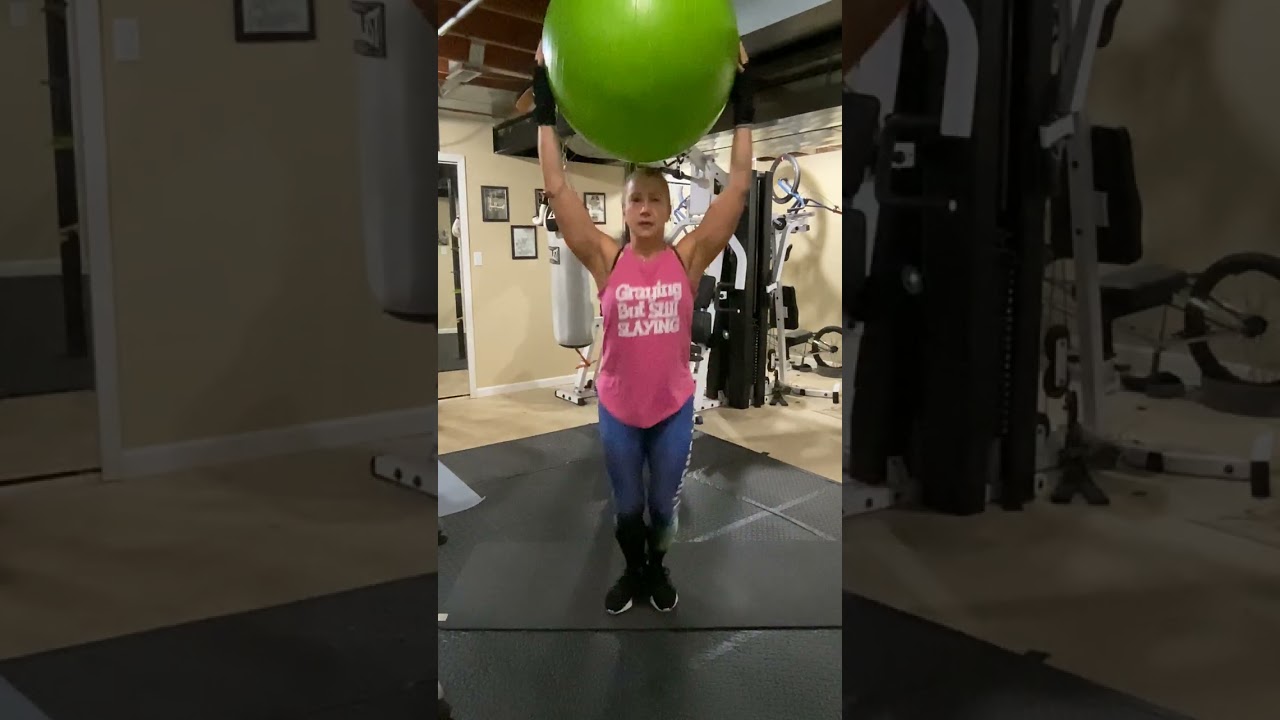 8 MINUTE CARDIO💦AND STRENGTH💪🏼 CORE SUPERSET CIRCUITS🔥 Stability ball, slider, 3#,5#,25#DBLS