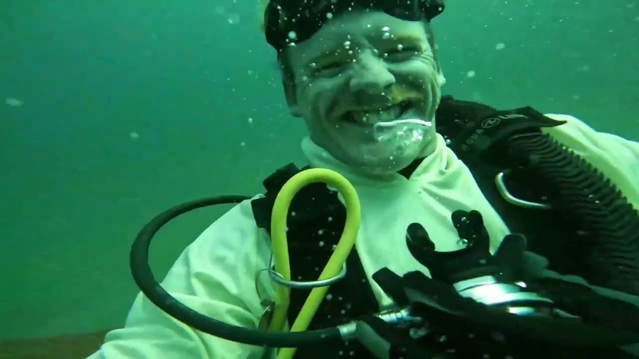 DIVE SCHOOL: CLASS 22-30-2C