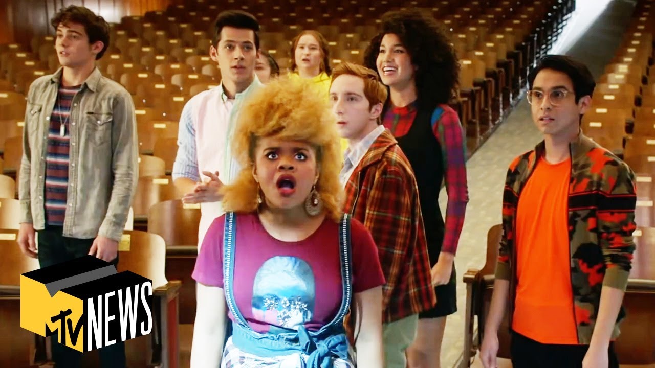 High School Musical: The Musical: The Series 🎶Cast Talk High School Anthems | MTV News
