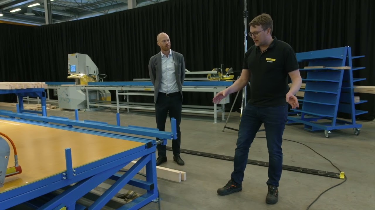 Butterfly Turning Table BS20